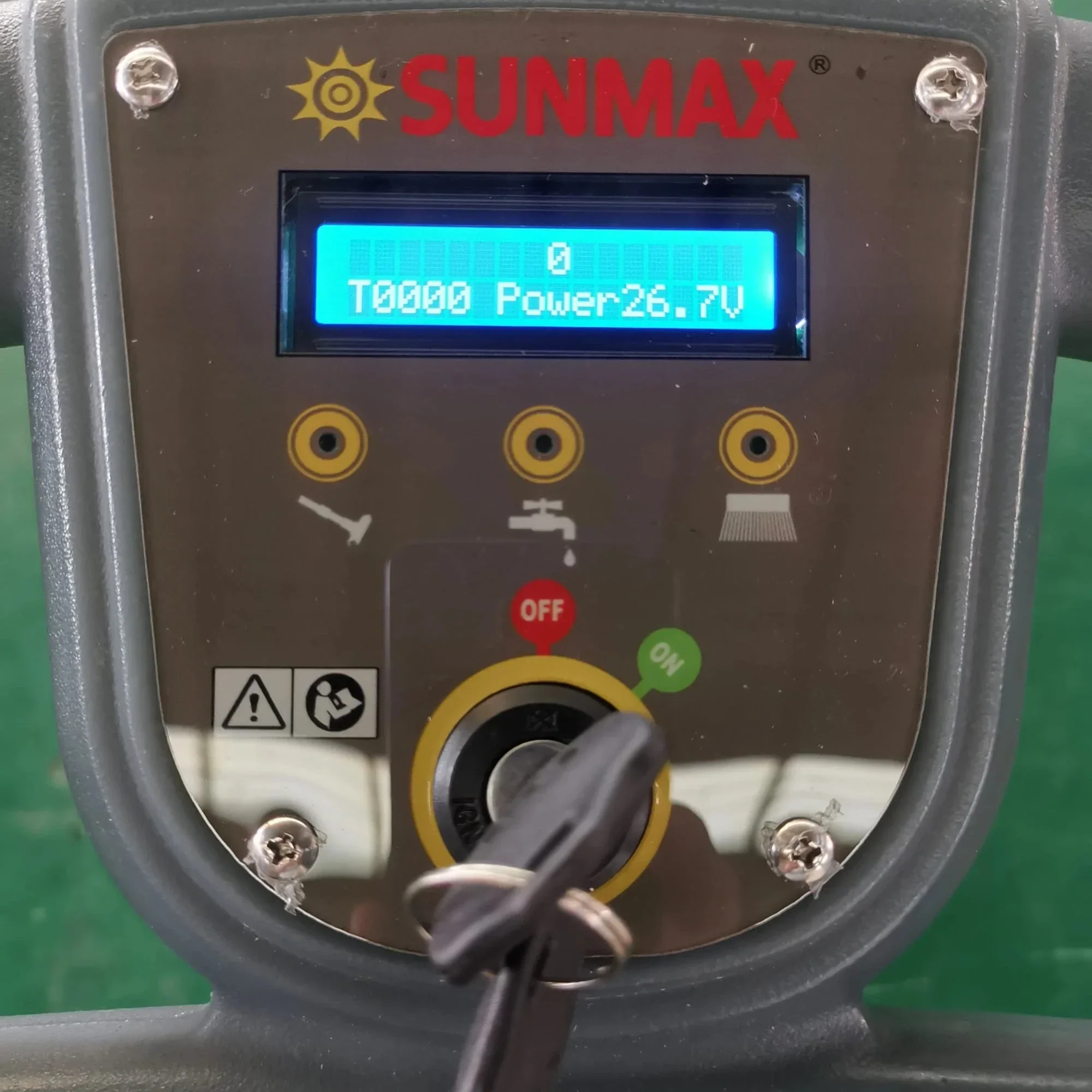 RT15 14" Commercial Compact Floor Scrubber - Image 9