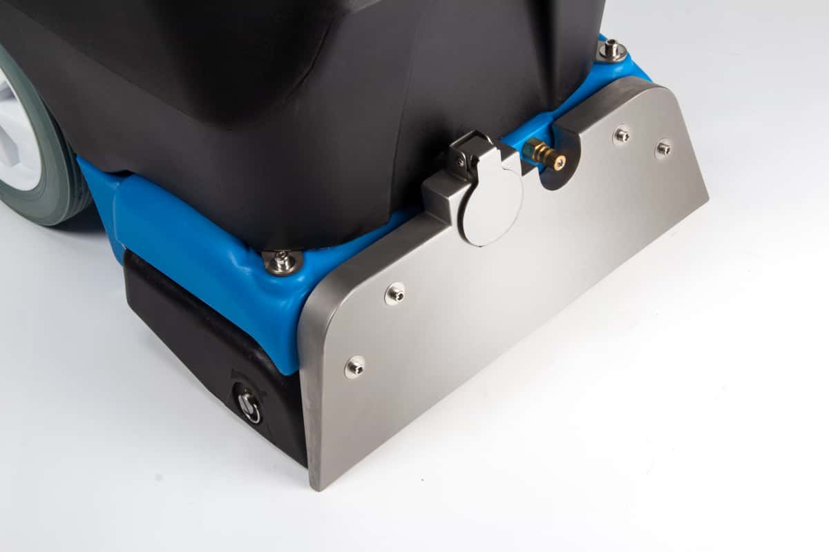 Commercial Carpet Extractor & Scrubbber - Image 6